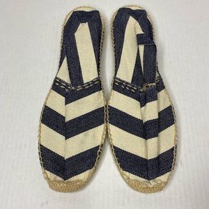 Men’s espadrilles fits us size 11